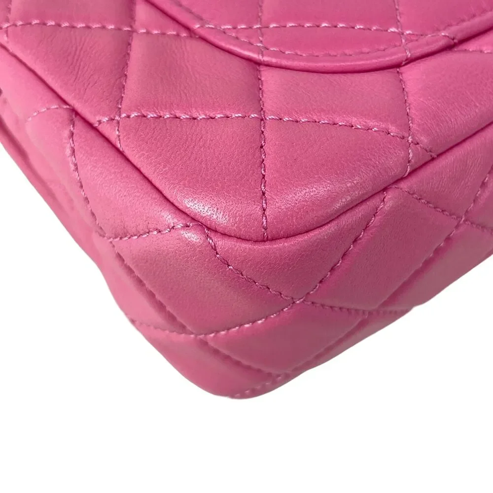 CHANEL mini matelasse